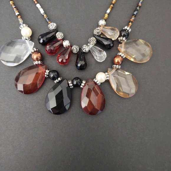 Double strand seed bead & teardrop beaded necklace - Picture 6 of 11